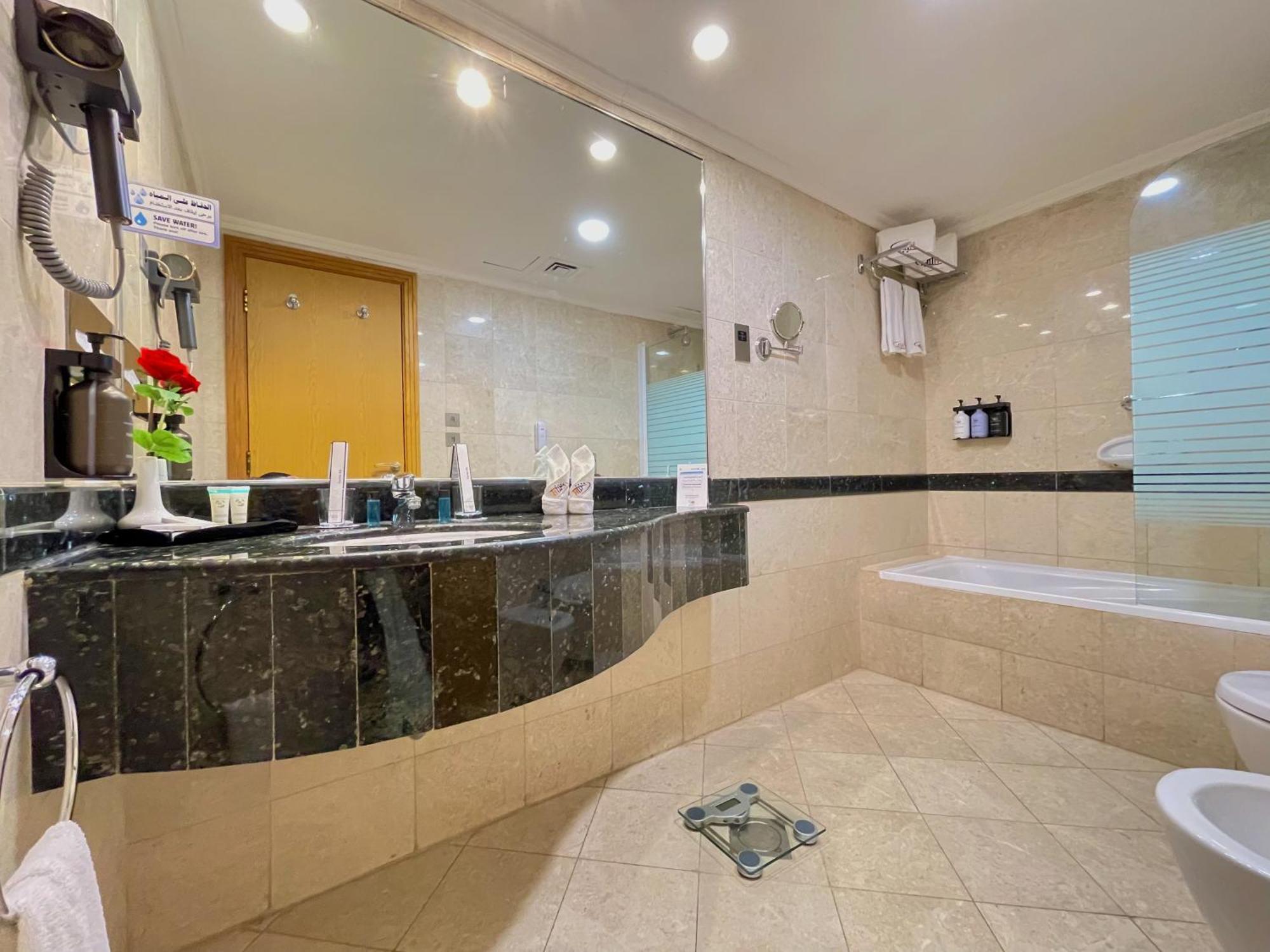Al Ritz Al Madinah Hotel Medina Ngoại thất bức ảnh